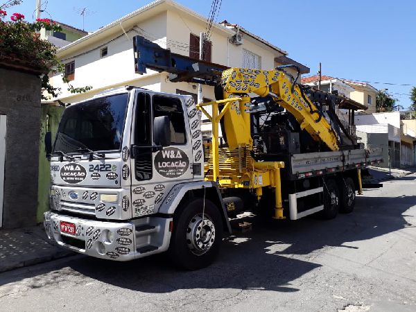 Locação Caminhão Munck Carrão